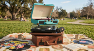 Best Portable Turntables featured image